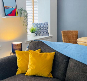 Sunnyside Apartment